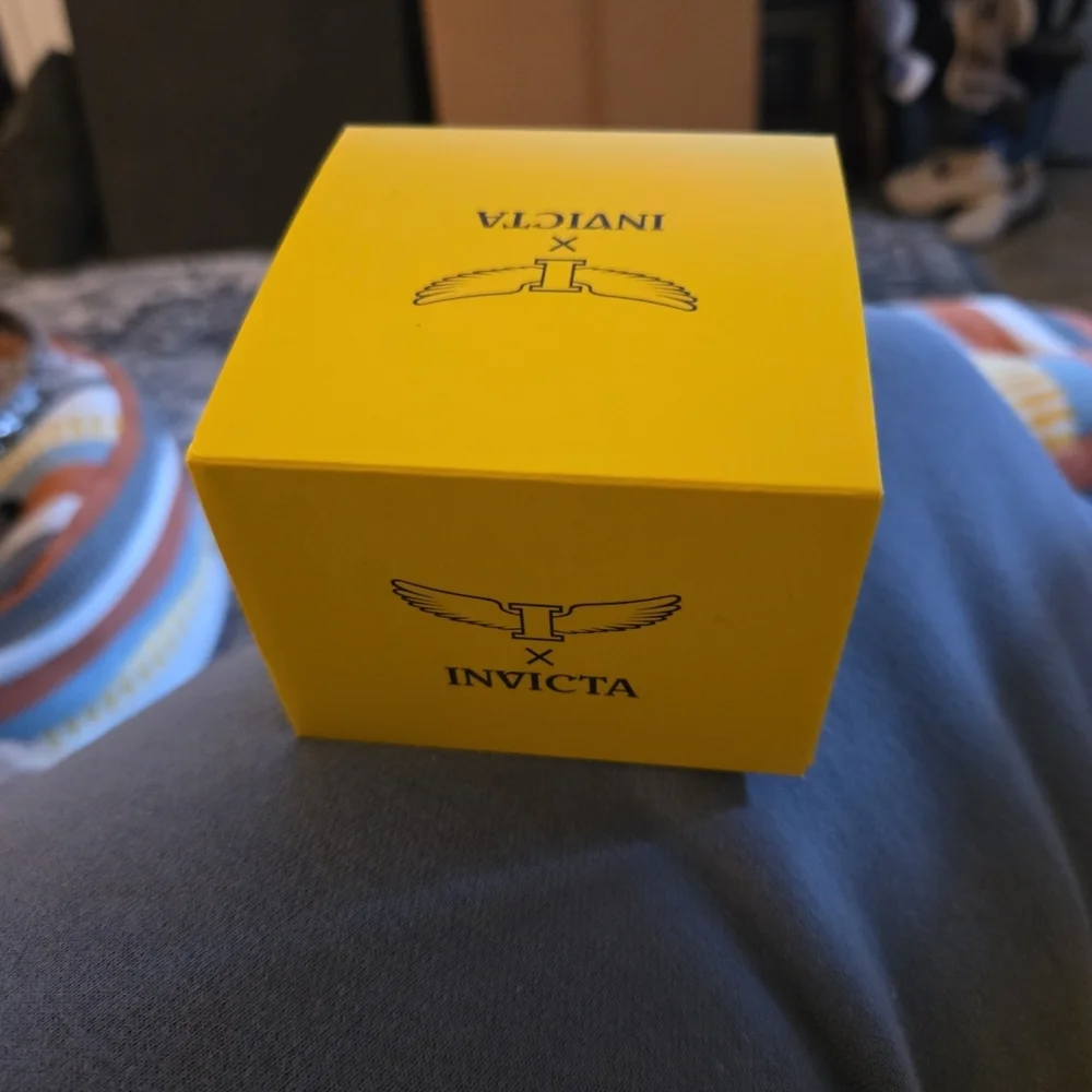 Invicta Angel I Women's Watch -‎ 25mm, Gold, Steel w/Black Dial - NEW